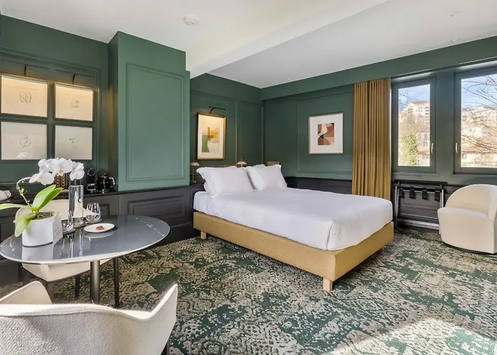 Les Suites de l'Ile Barbe Lyon